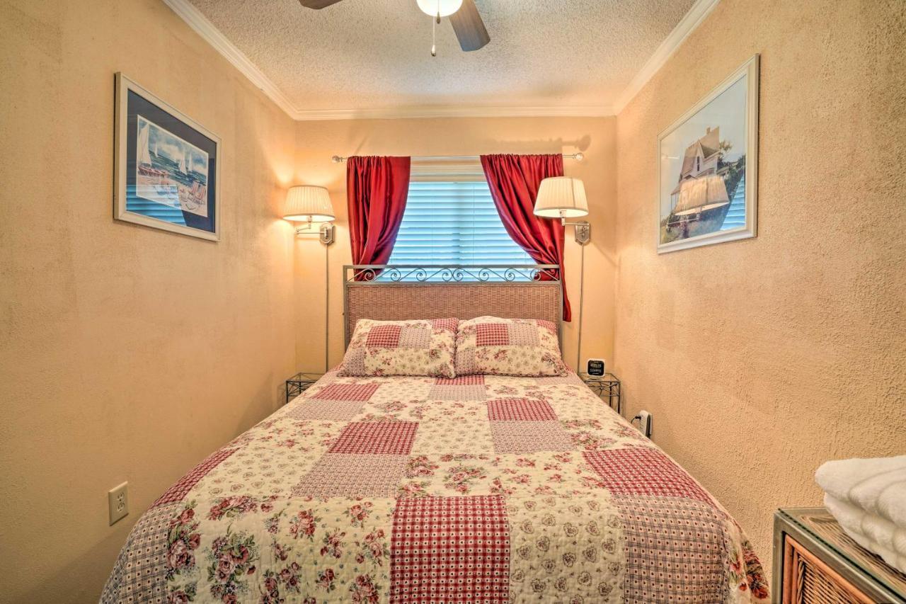 Isle Of Palms Beachfront Condo With Balcony And Pool! Buitenkant foto